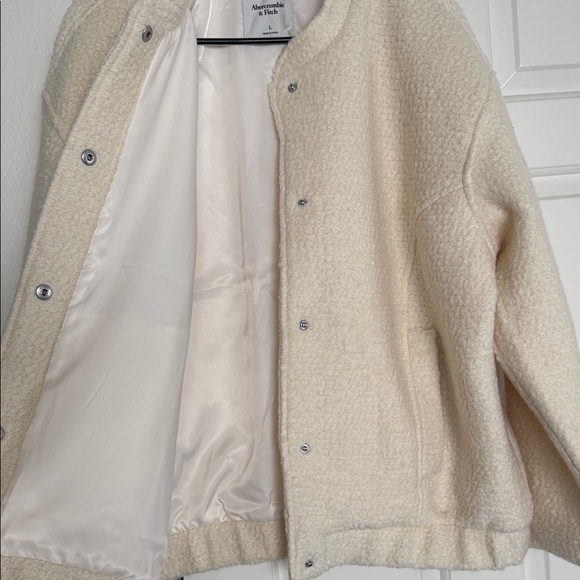 Abercrombie & Fitch Cream Bomber Jacket - Picture 3 of 6